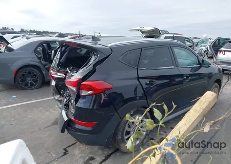 2017 Hyundai Tucson Se Plus from USA, damaged, VIN KM8J33A44HU381351